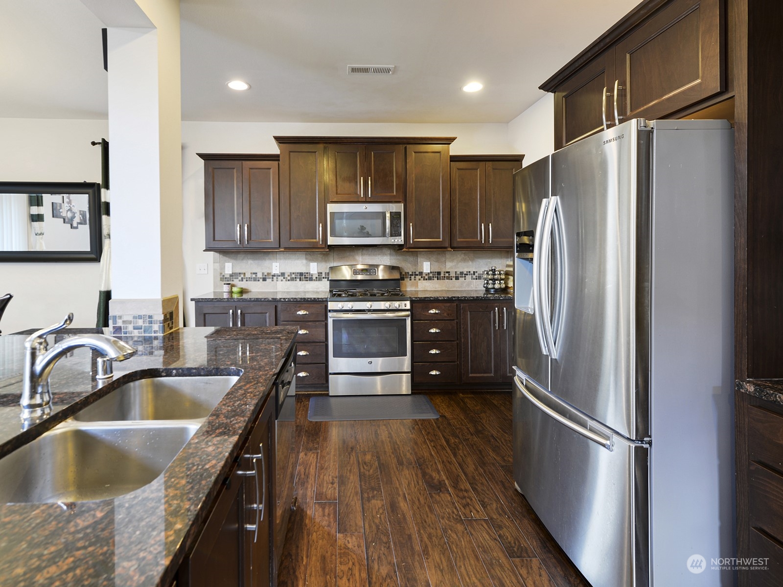 3608 195th Place Southeast, Unit 102 Bothell, WA 98012 - Photo 5 of 22 Gallery Image 5