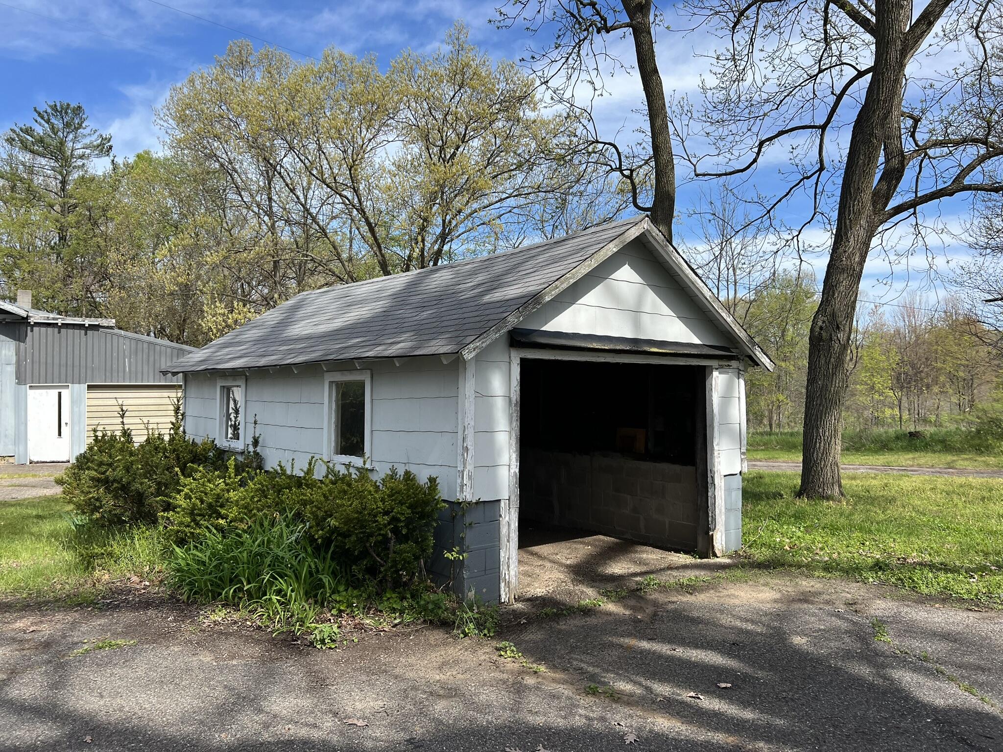 54622 Rudy Road Dowagiac, MI 49047 - Photo 8 of 24 IMG_3110
