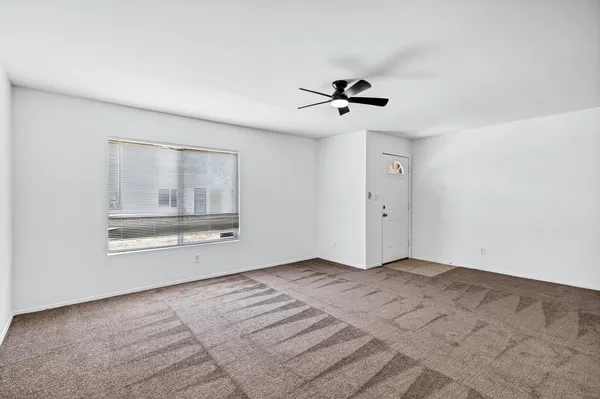 $1,800 | 3840 North 43rd Avenue, Unit 78, Phoenix, AZ 85031