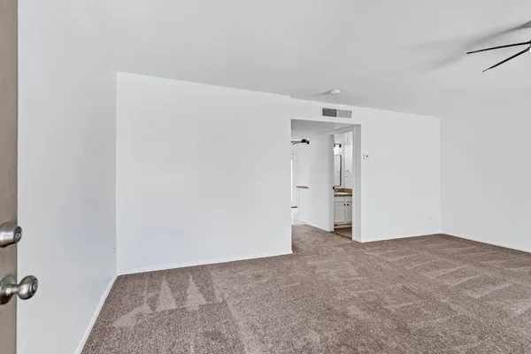 $1,800 | 3840 North 43rd Avenue, Unit 78, Phoenix, AZ 85031