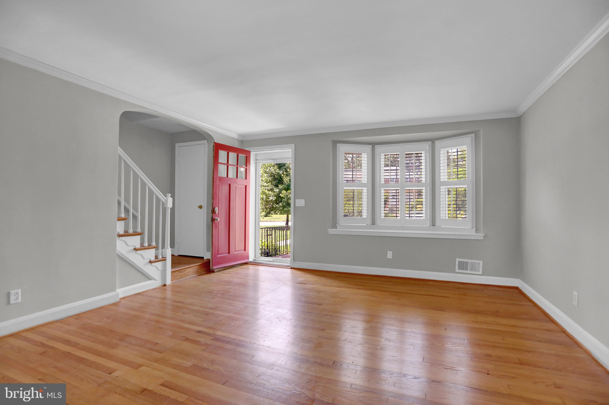 308 Old Trail Baltimore, MD 21212 - Photo 4 of 26