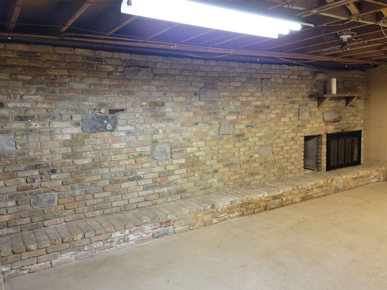 1884 Lauria Road Kawkawlin, MI 48631 - Photo 36 of 42 Gallery Image 36