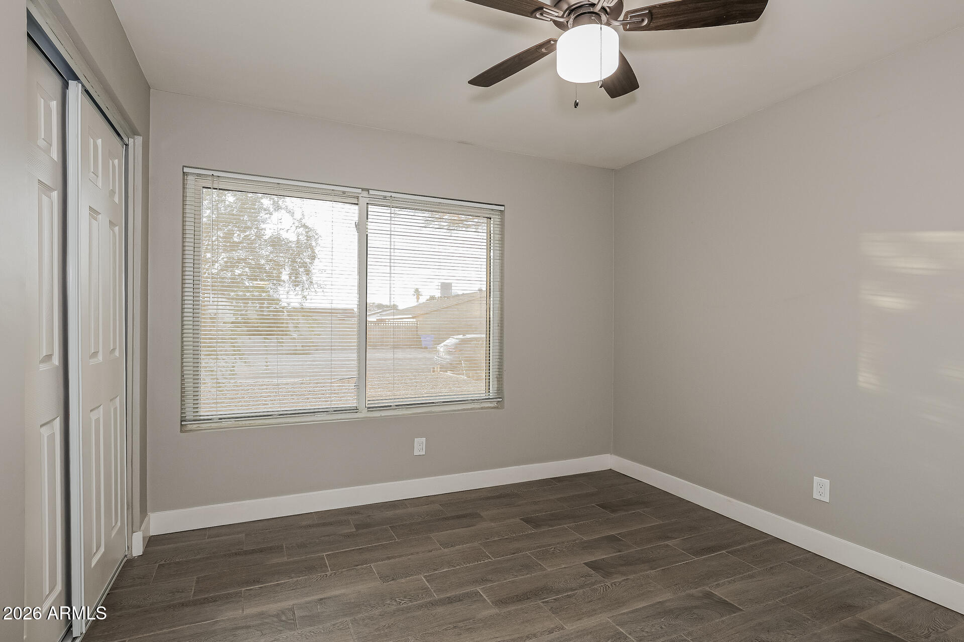 6645 South 40th Way Phoenix, AZ 85042 - Photo 13 of 21 013-photo-bedroom-15127469