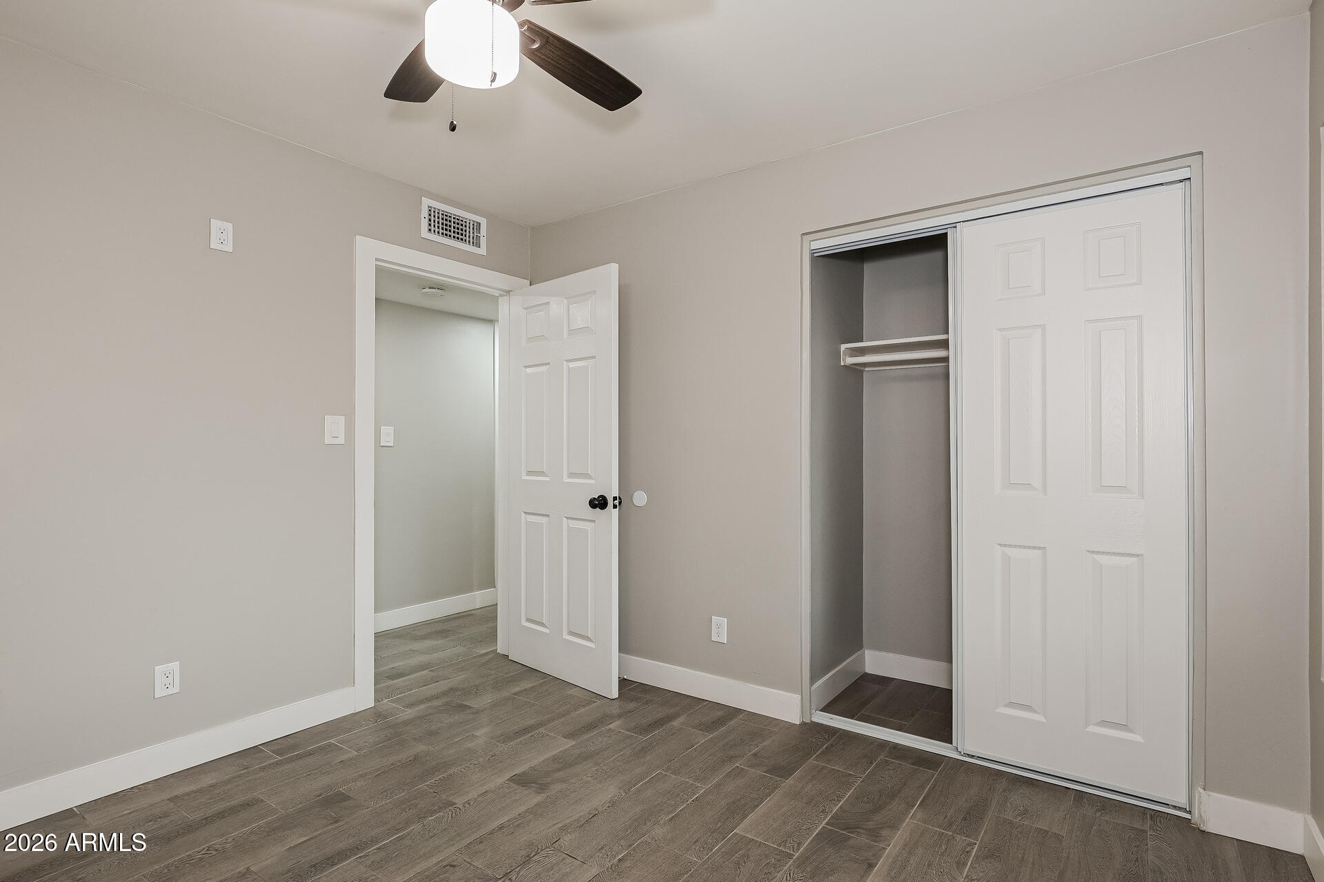 6645 South 40th Way Phoenix, AZ 85042 - Photo 14 of 21 014-photo-bedroom-15127474