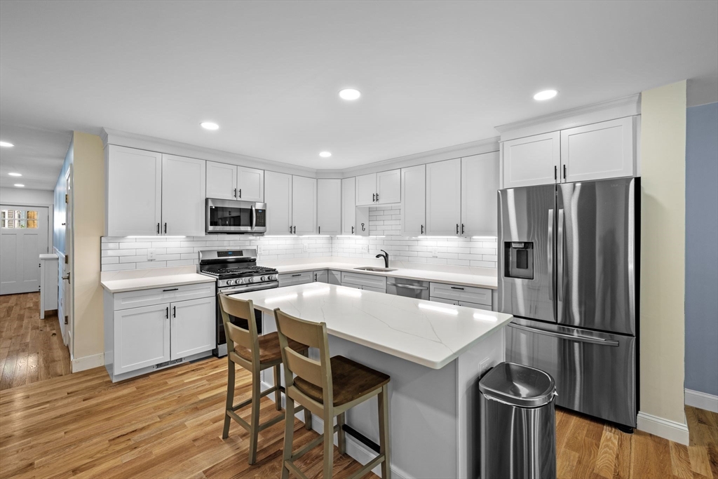 72 Manchester Street, Unit 72 Lowell, MA 01852 - Photo 9 of 41