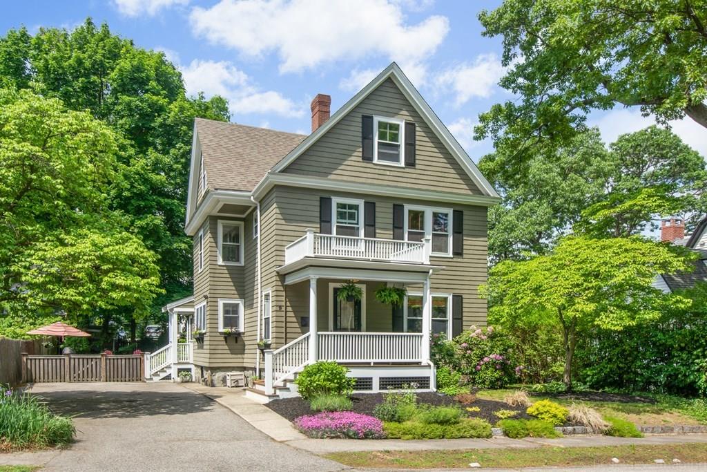 9 Oak Road Milton, MA 02186 - Photo 1 of 38 Gallery Image 1