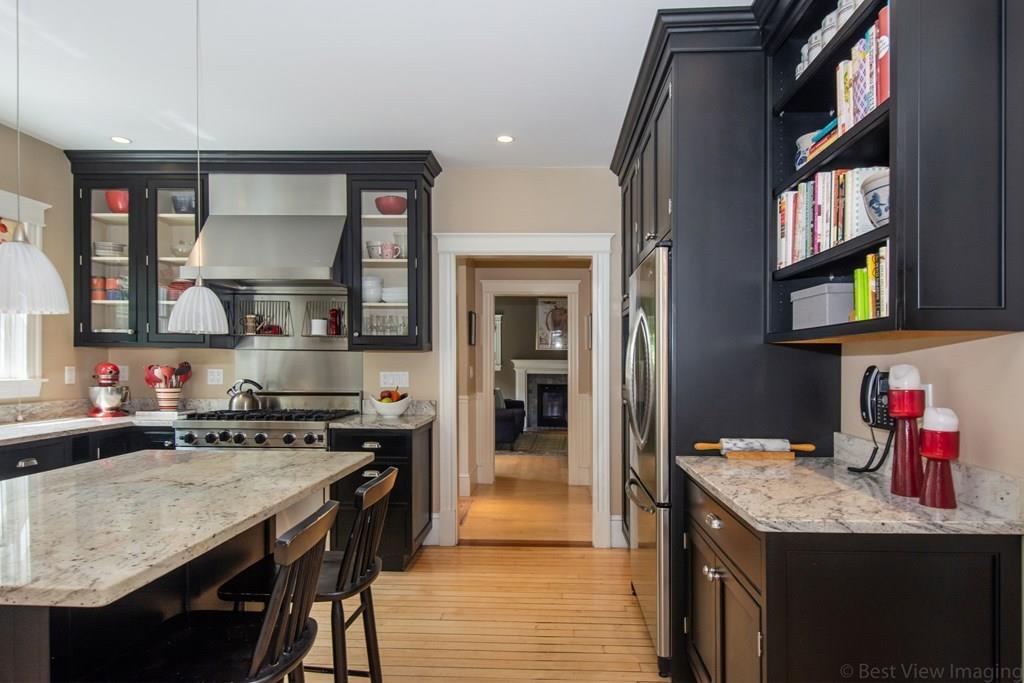 9 Oak Road Milton, MA 02186 - Photo 15 of 38 Gallery Image 15