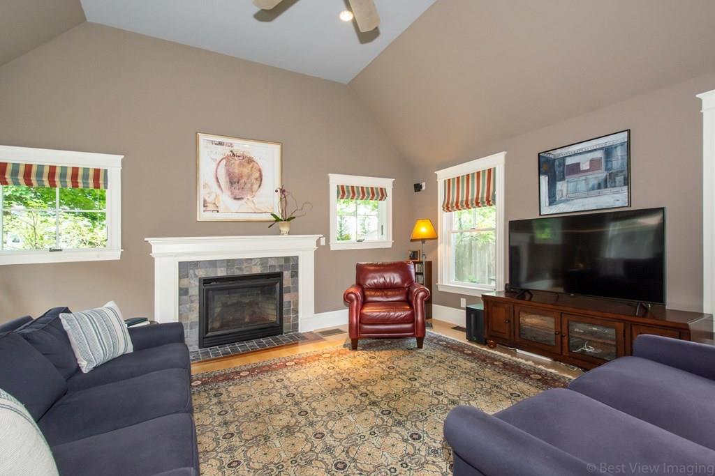 9 Oak Road Milton, MA 02186 - Photo 19 of 38 Gallery Image 19