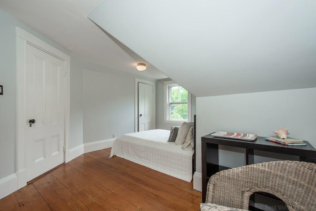 9 Oak Road Milton, MA 02186 - Photo 32 of 38 Gallery Image 32