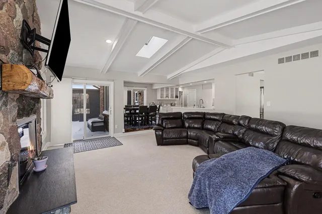 $989,900 | 5449 Countryside Drive, Saline, MI 48176