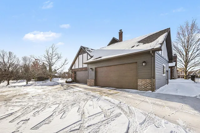 $989,900 | 5449 Countryside Drive, Saline, MI 48176