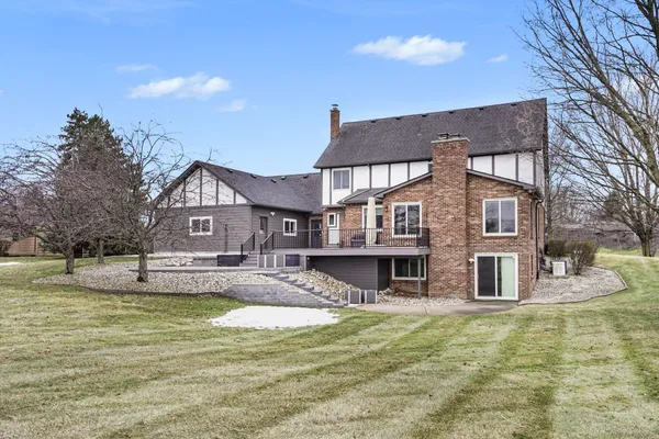 $969,900 | 5449 Countryside Drive, Saline, MI 48176