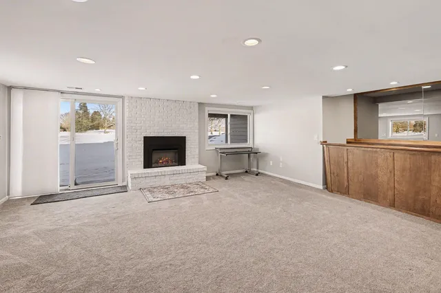 $989,900 | 5449 Countryside Drive, Saline, MI 48176