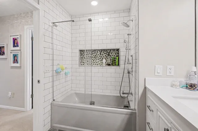 $989,900 | 5449 Countryside Drive, Saline, MI 48176