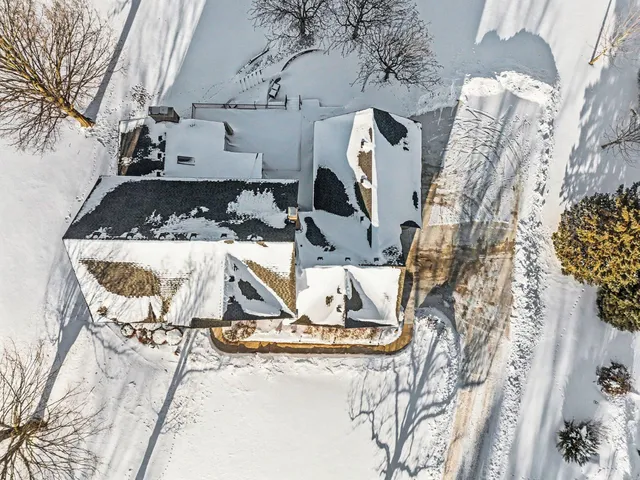 $989,900 | 5449 Countryside Drive, Saline, MI 48176