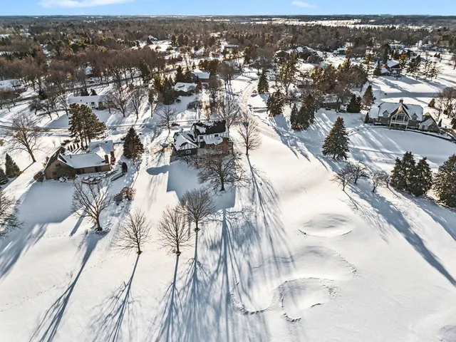 $989,900 | 5449 Countryside Drive, Saline, MI 48176