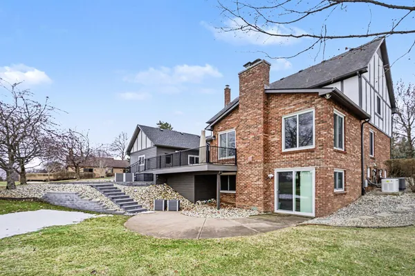 $969,900 | 5449 Countryside Drive, Saline, MI 48176