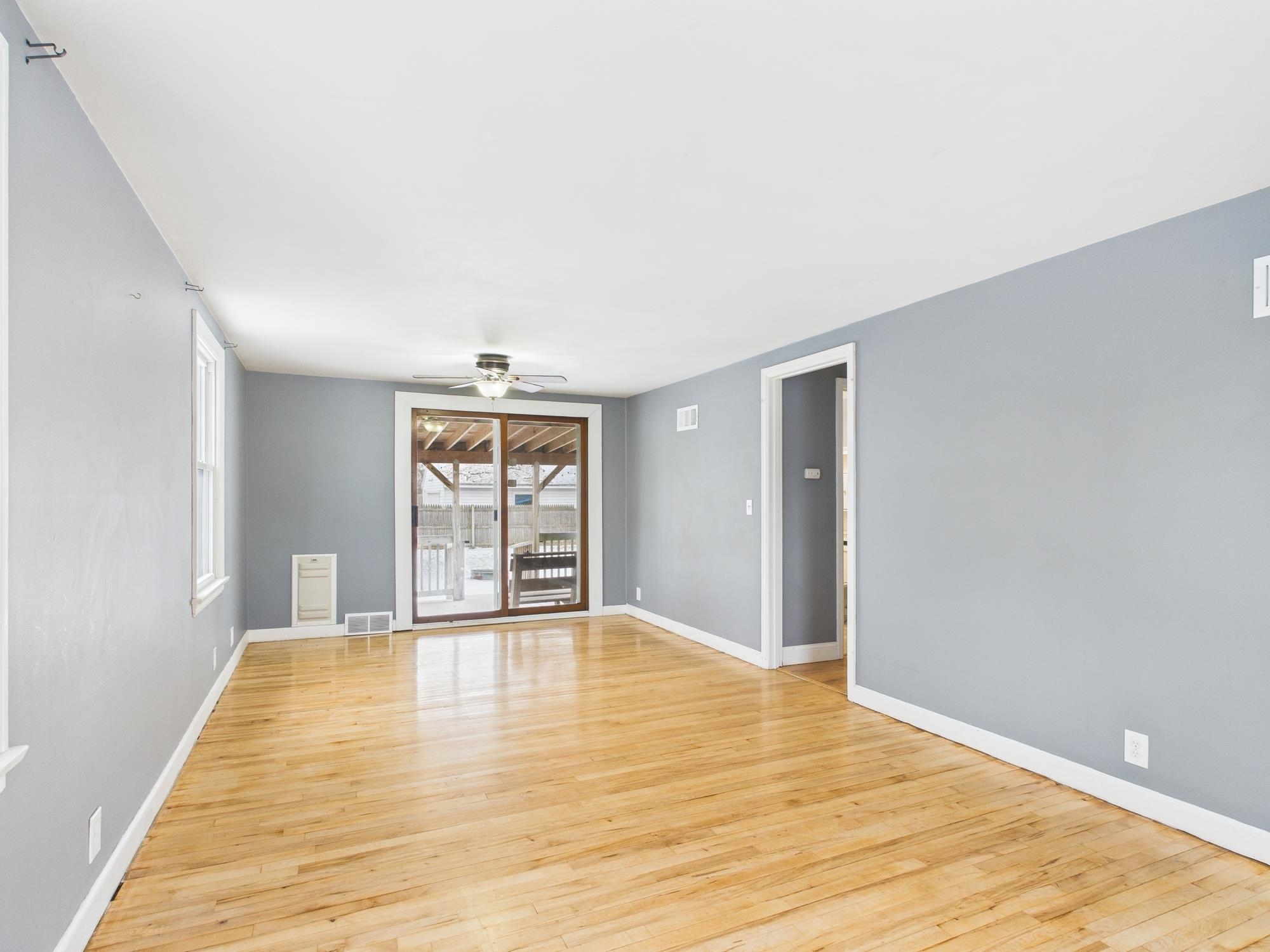 705 Draper Street Kaukauna, WI 54130 - Photo 2 of 20