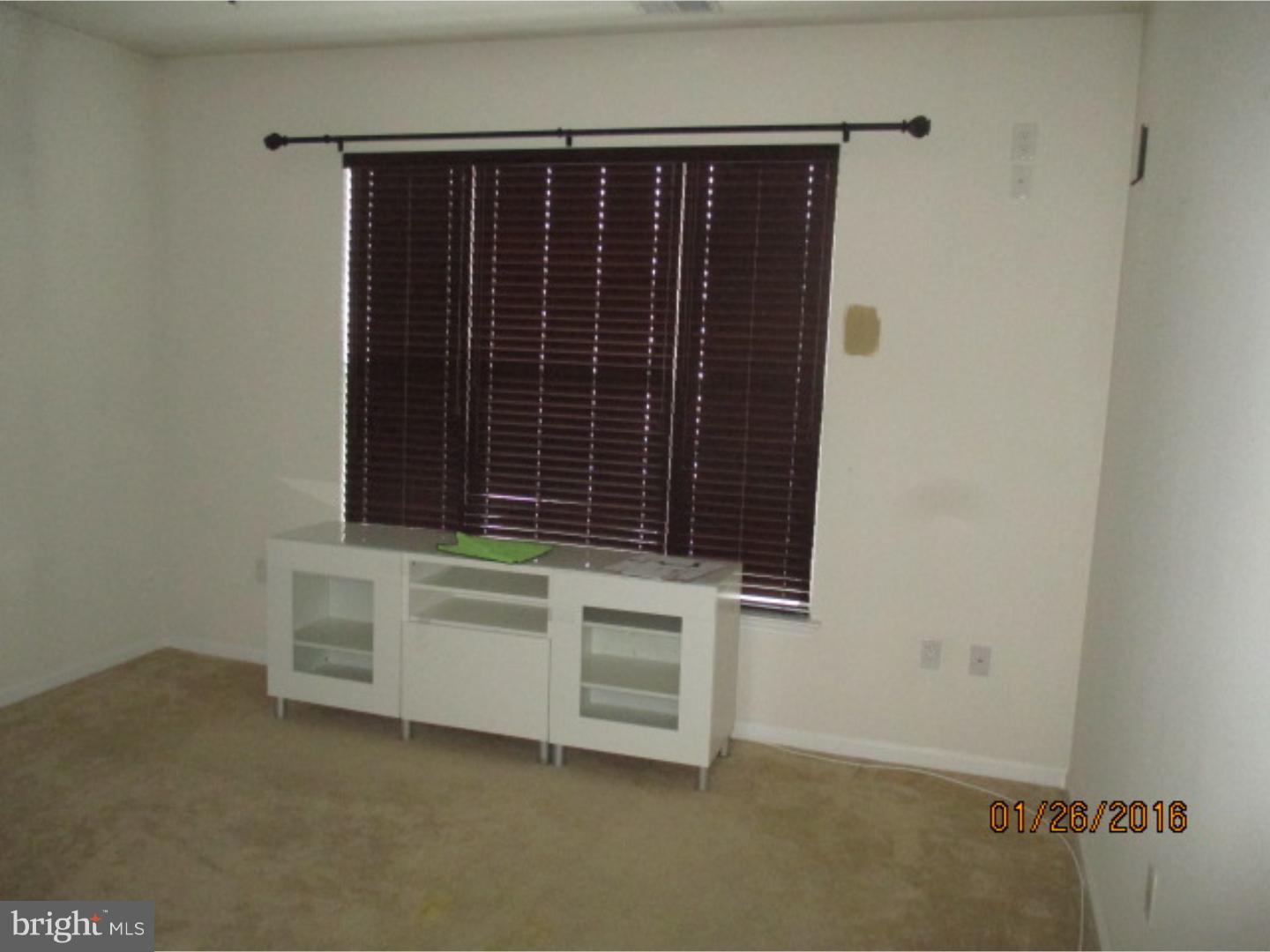 303 Raphael Court Williamstown, NJ 08094 - Photo 2 of 6