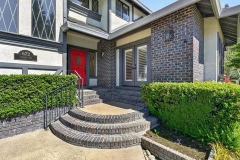 $725,000 | 672 Cypress Run, Woodbridge, CA 95258