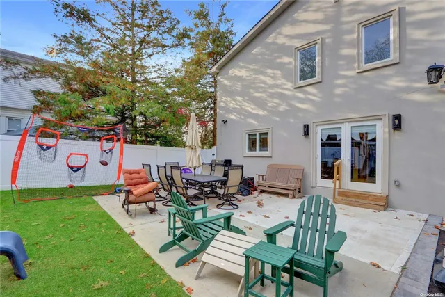 $3,499,000 | 333 Livingston Place, Cedarhurst, NY 11516