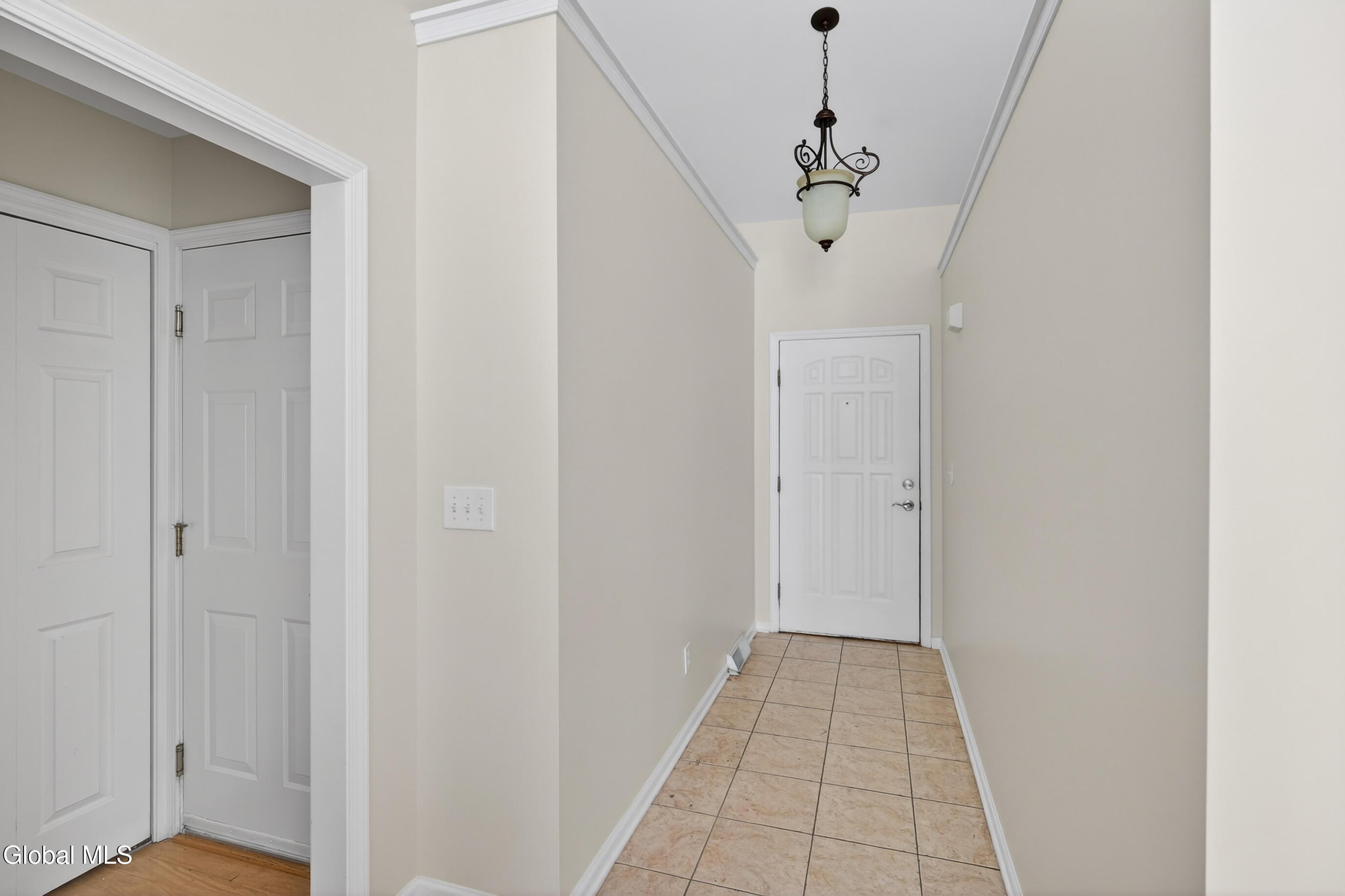 108 Harvard Road Colonie, NY 12189 - Photo 3 of 24 017-108-Harvard-Road-Watervliet-NY-12189