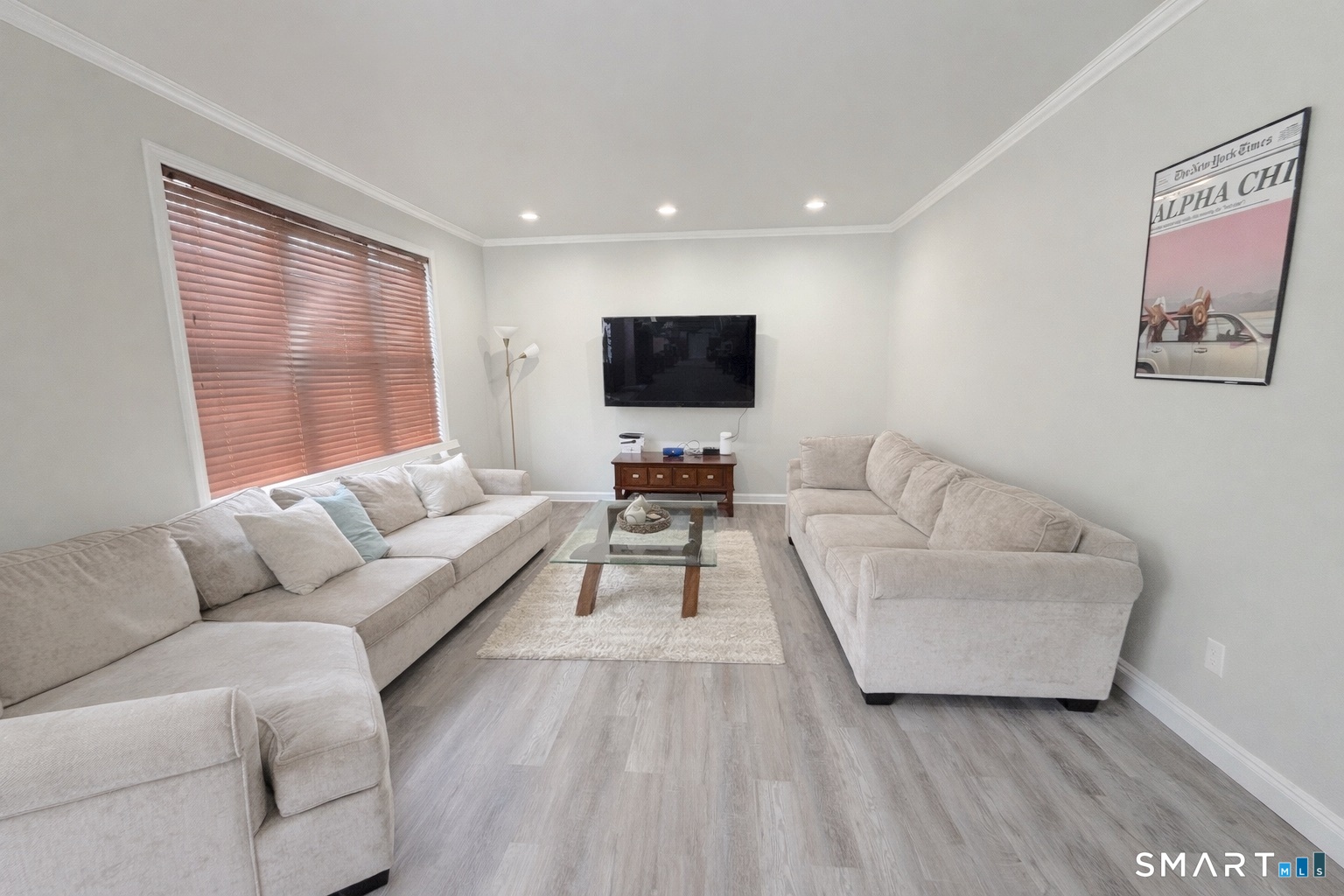 240 Tom Swamp Road Hamden, CT 06518 - Photo 4 of 18