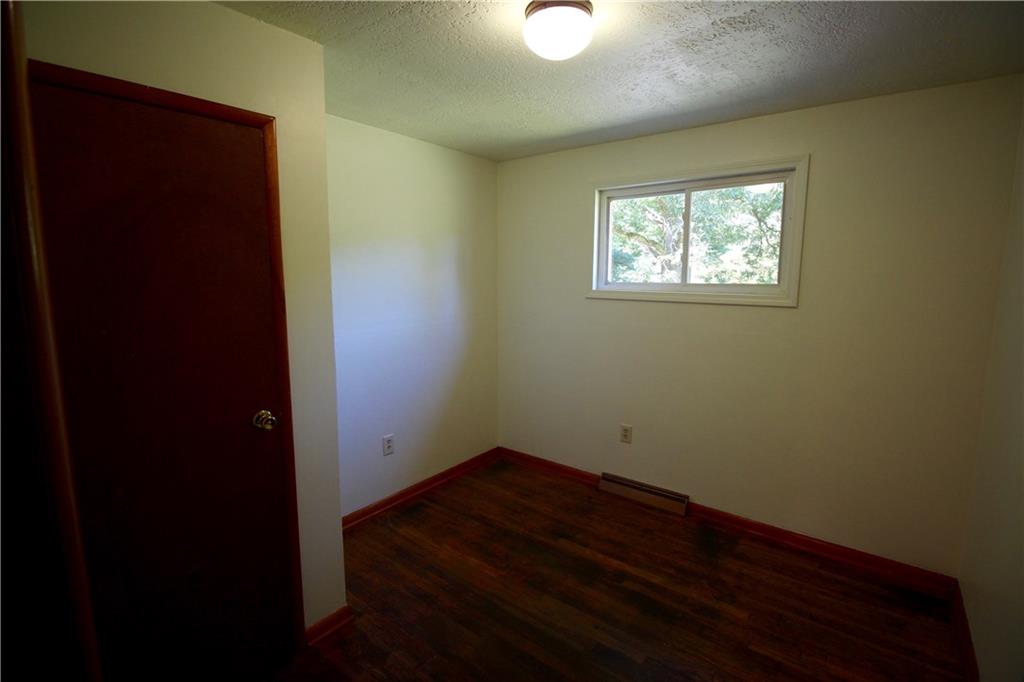 326 Nutt Road Grove City, PA 16127 - Photo 11 of 23