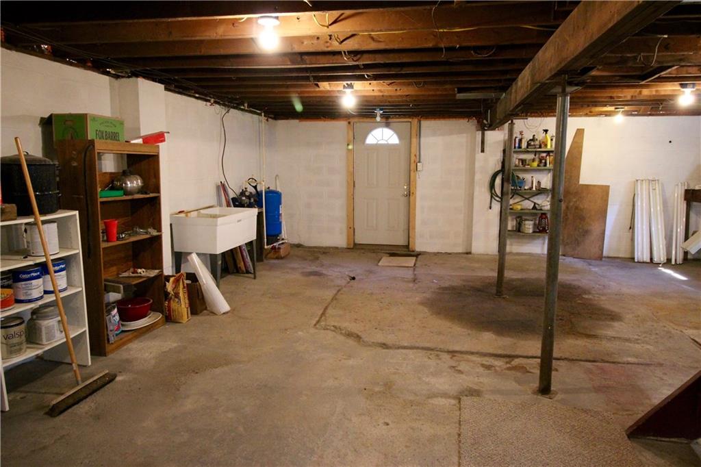 326 Nutt Road Grove City, PA 16127 - Photo 17 of 23