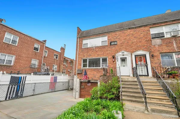 $2,750 | 74-16 85th Road | Woodhaven