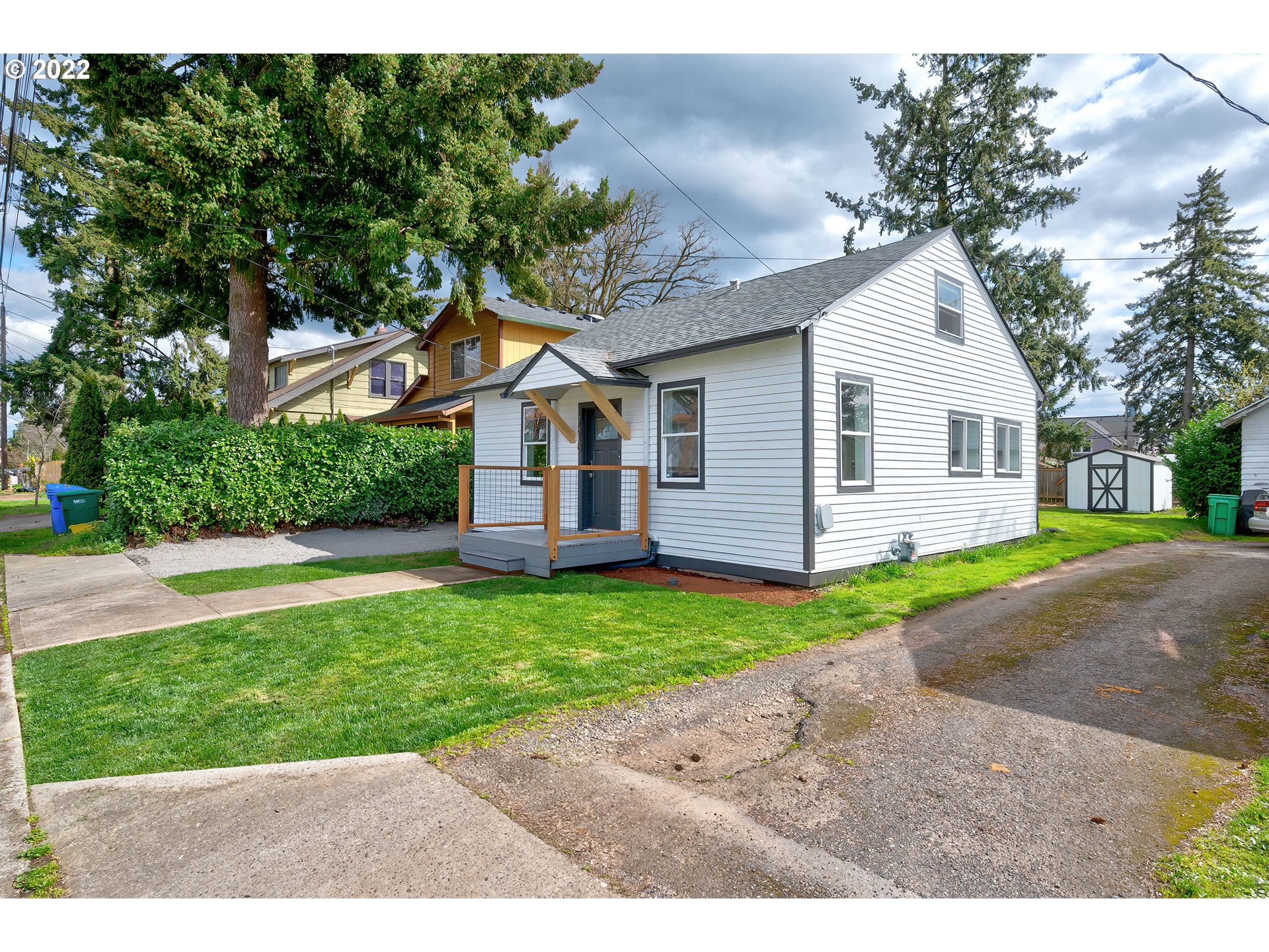 7318 Southeast Rural Street Portland, OR 97206 - Photo 19 of 24 Gallery Image 19