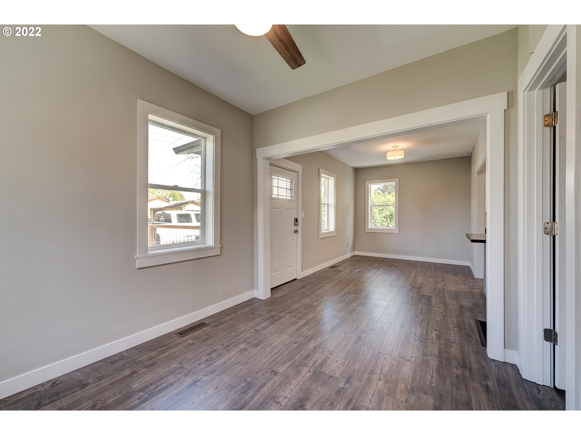 7318 Southeast Rural Street Portland, OR 97206 - Photo 8 of 24 Gallery Image 8