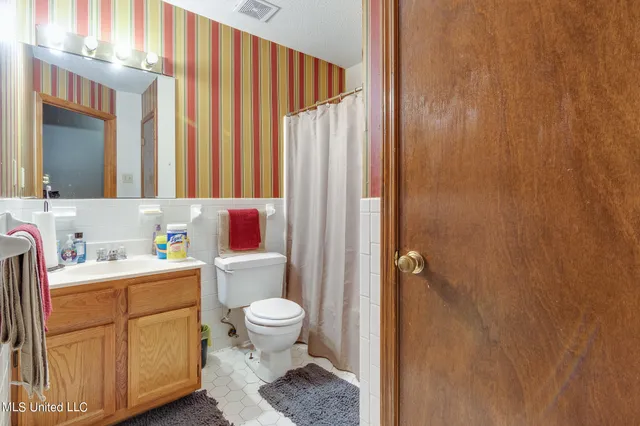 $399,900 | 6741 Hacks Cross Road, Olive Branch, MS 38654