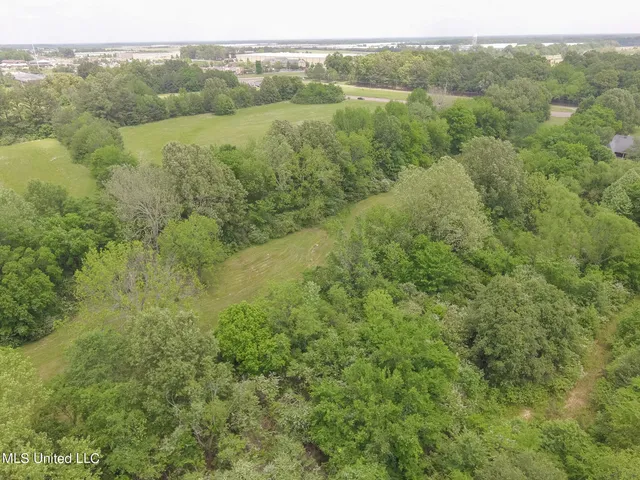 $399,900 | 6741 Hacks Cross Road, Olive Branch, MS 38654