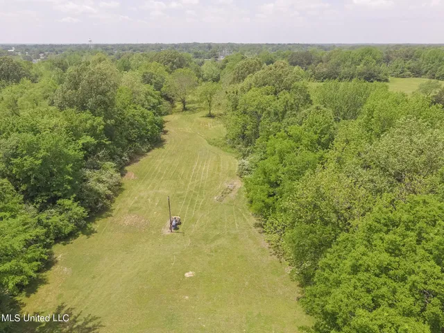 $399,900 | 6741 Hacks Cross Road, Olive Branch, MS 38654