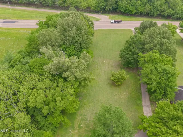 $399,900 | 6741 Hacks Cross Road, Olive Branch, MS 38654