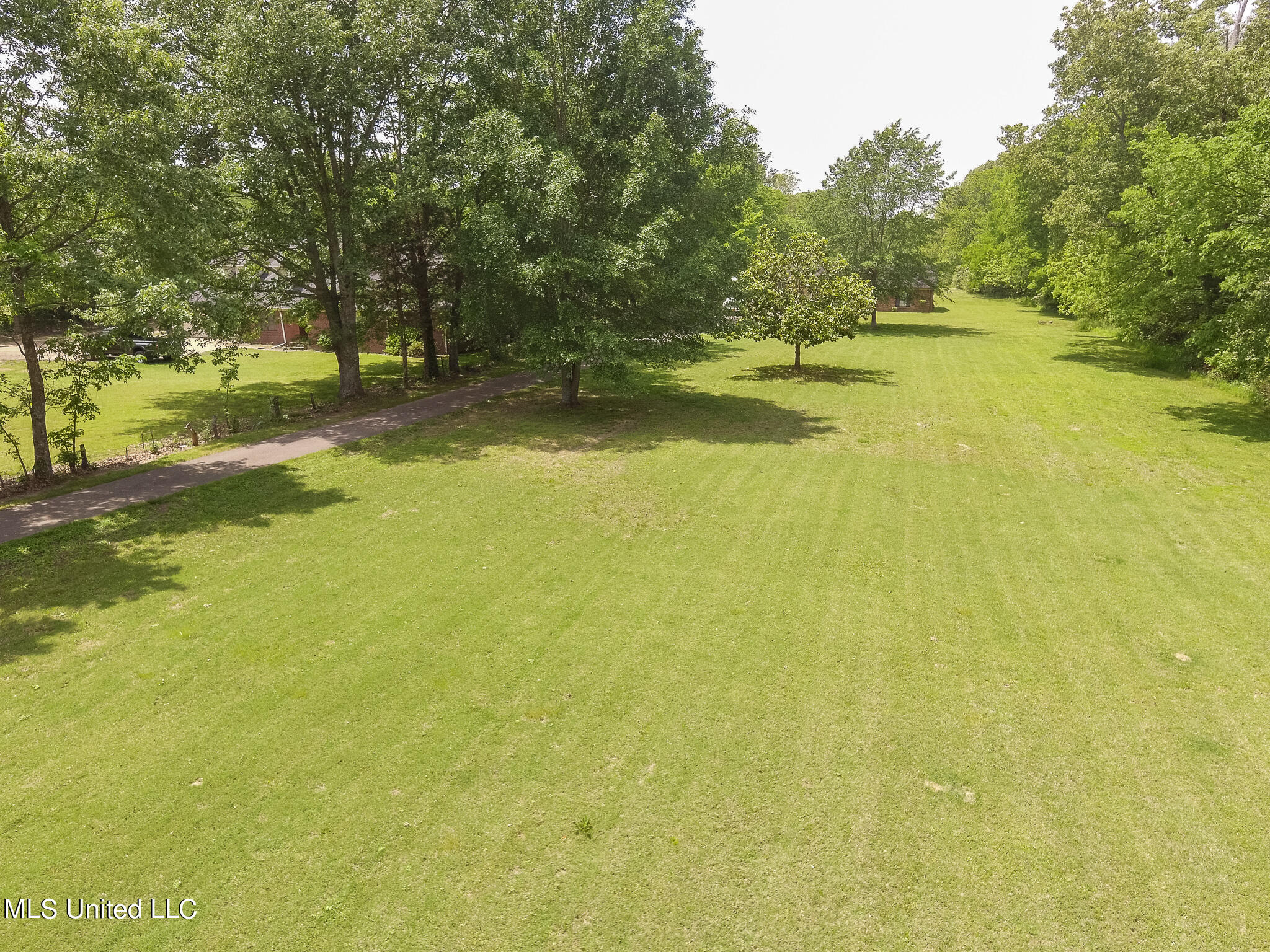 6741 Hacks Cross Road Olive Branch, MS 38654 - Photo 25 of 41 6741 Hacks Cross Road Drone-1