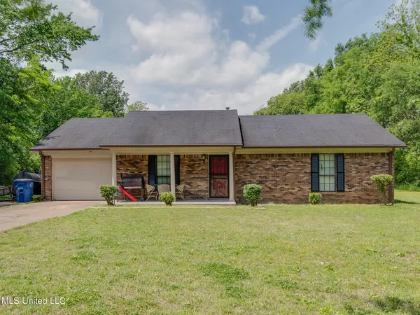 $399,900 | 6741 Hacks Cross Road, Olive Branch, MS 38654