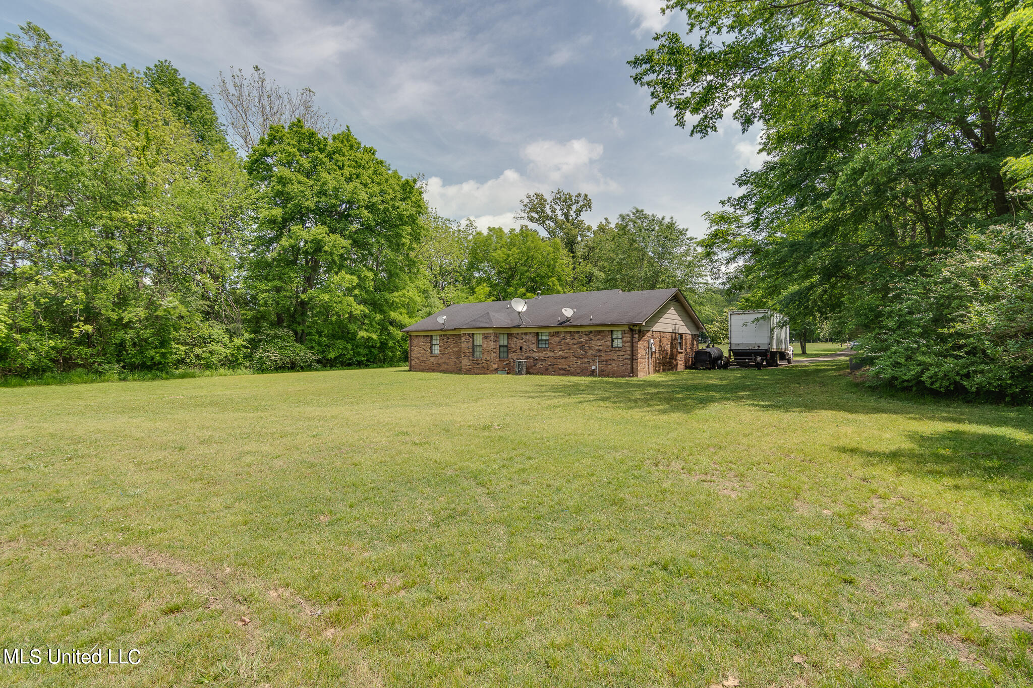 6741 Hacks Cross Road Olive Branch, MS 38654 - Photo 36 of 41 6741 Hacks Cross Road-21