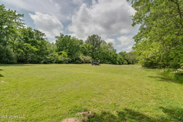 $399,900 | 6741 Hacks Cross Road, Olive Branch, MS 38654