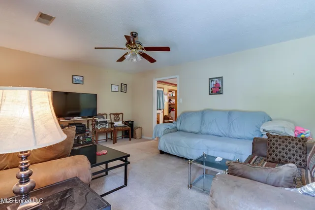 $399,900 | 6741 Hacks Cross Road, Olive Branch, MS 38654