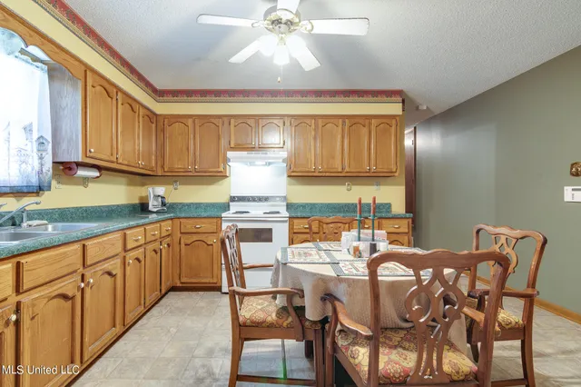 $399,900 | 6741 Hacks Cross Road, Olive Branch, MS 38654