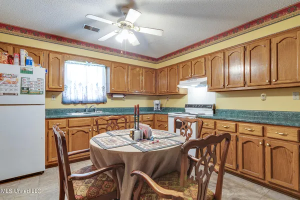 $399,900 | 6741 Hacks Cross Road, Olive Branch, MS 38654