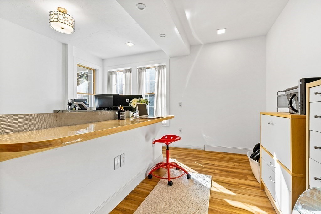 5 Gurney Place Rochester, MA 02770 - Photo 26 of 41