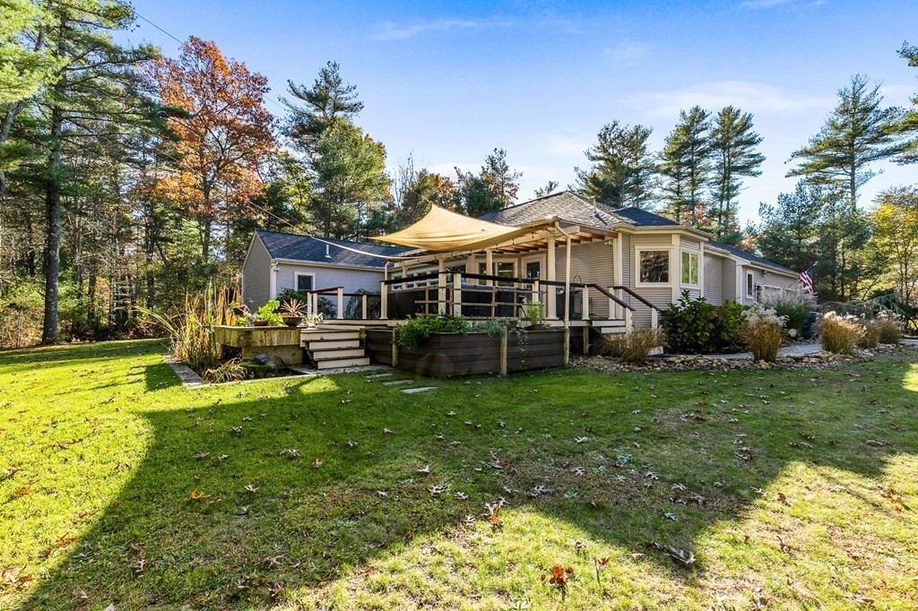 5 Gurney Place Rochester, MA 02770 - Photo 3 of 41