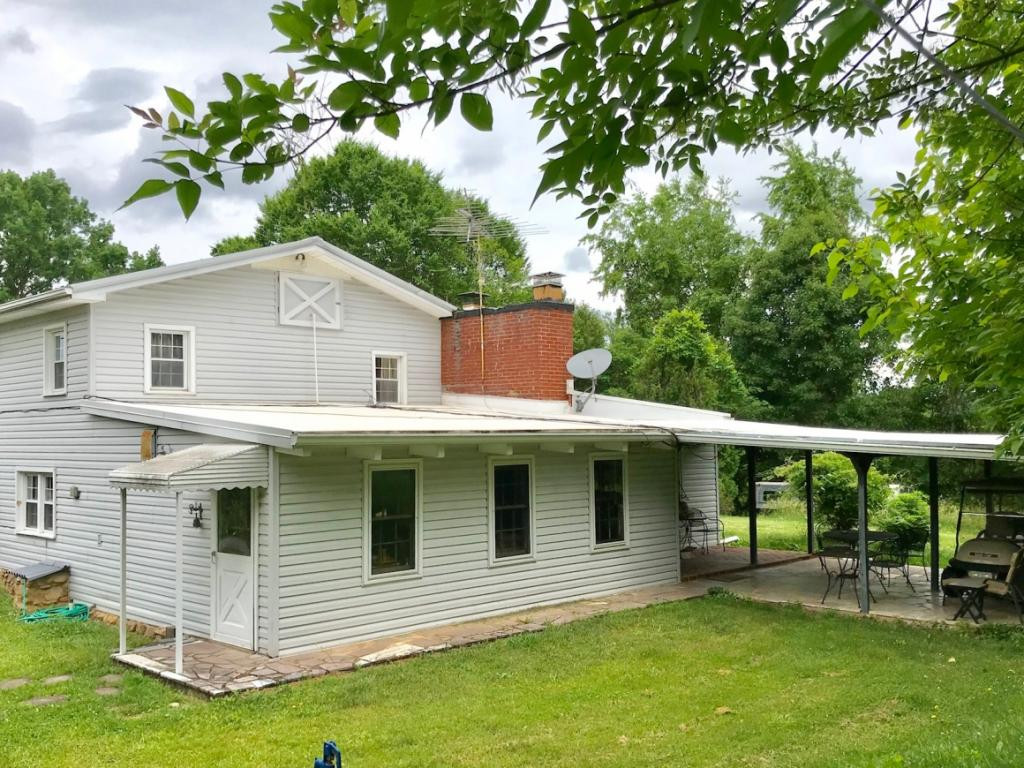 518 Beech Forest Road Bristol, TN 37620 - Photo 7 of 26 Photo 7