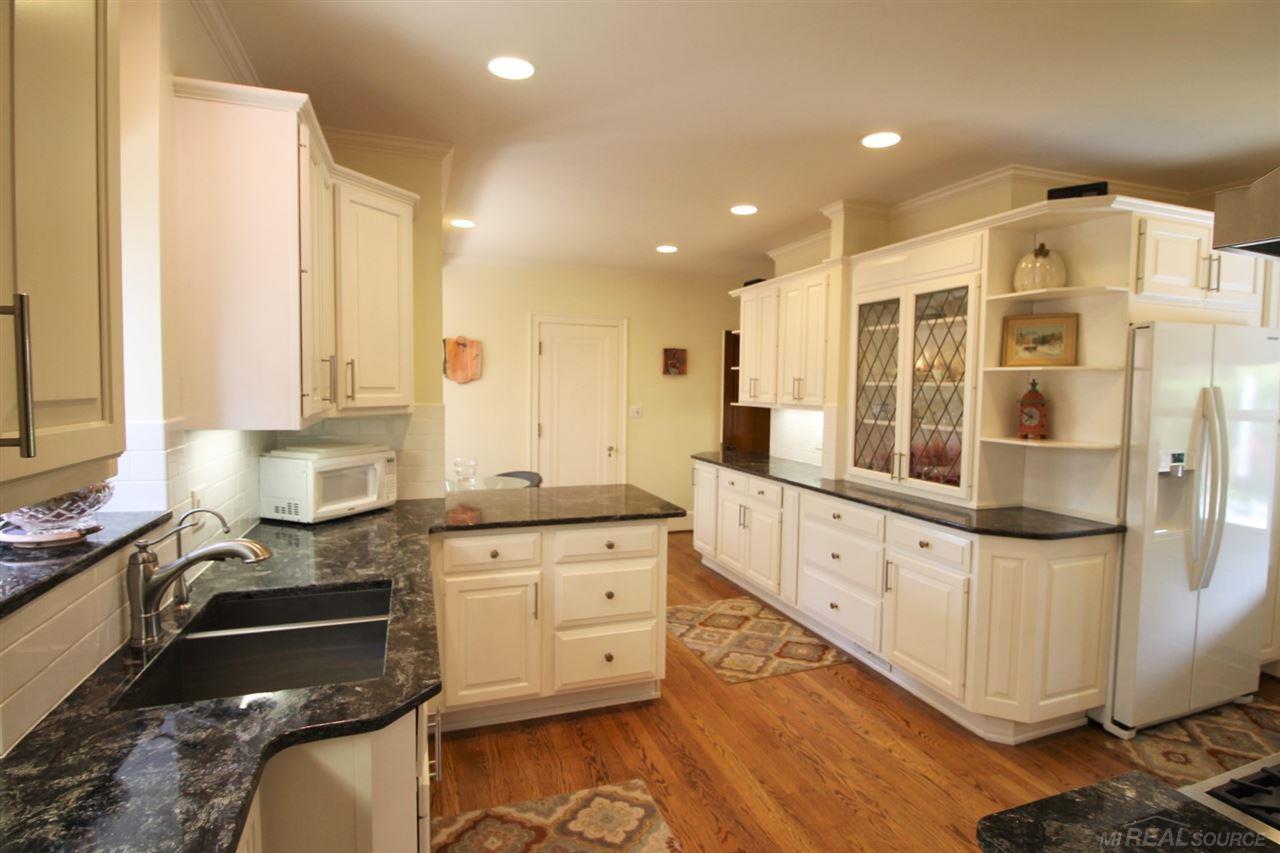 865 Trombley Road Grosse Pointe Park, MI 48230 - Photo 30 of 99