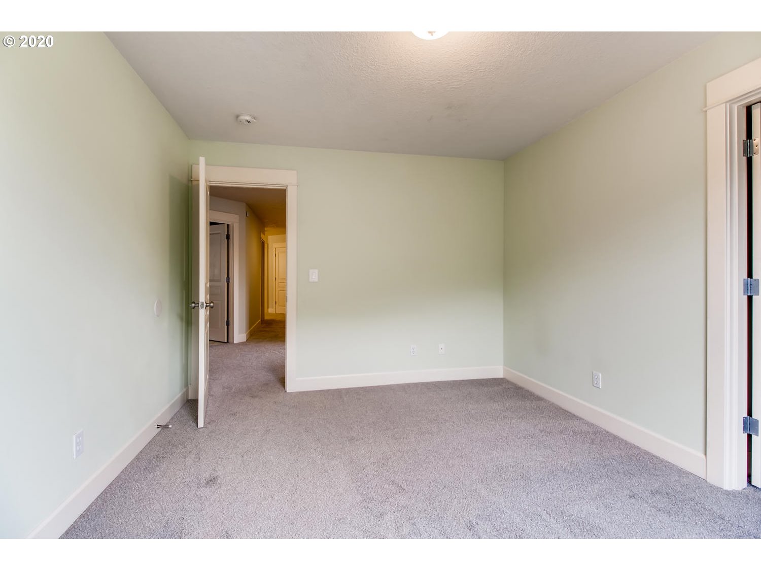 10755 Southeast 144th Loop Happy Valley, OR 97086 - Photo 20 of 29 Gallery Image 20