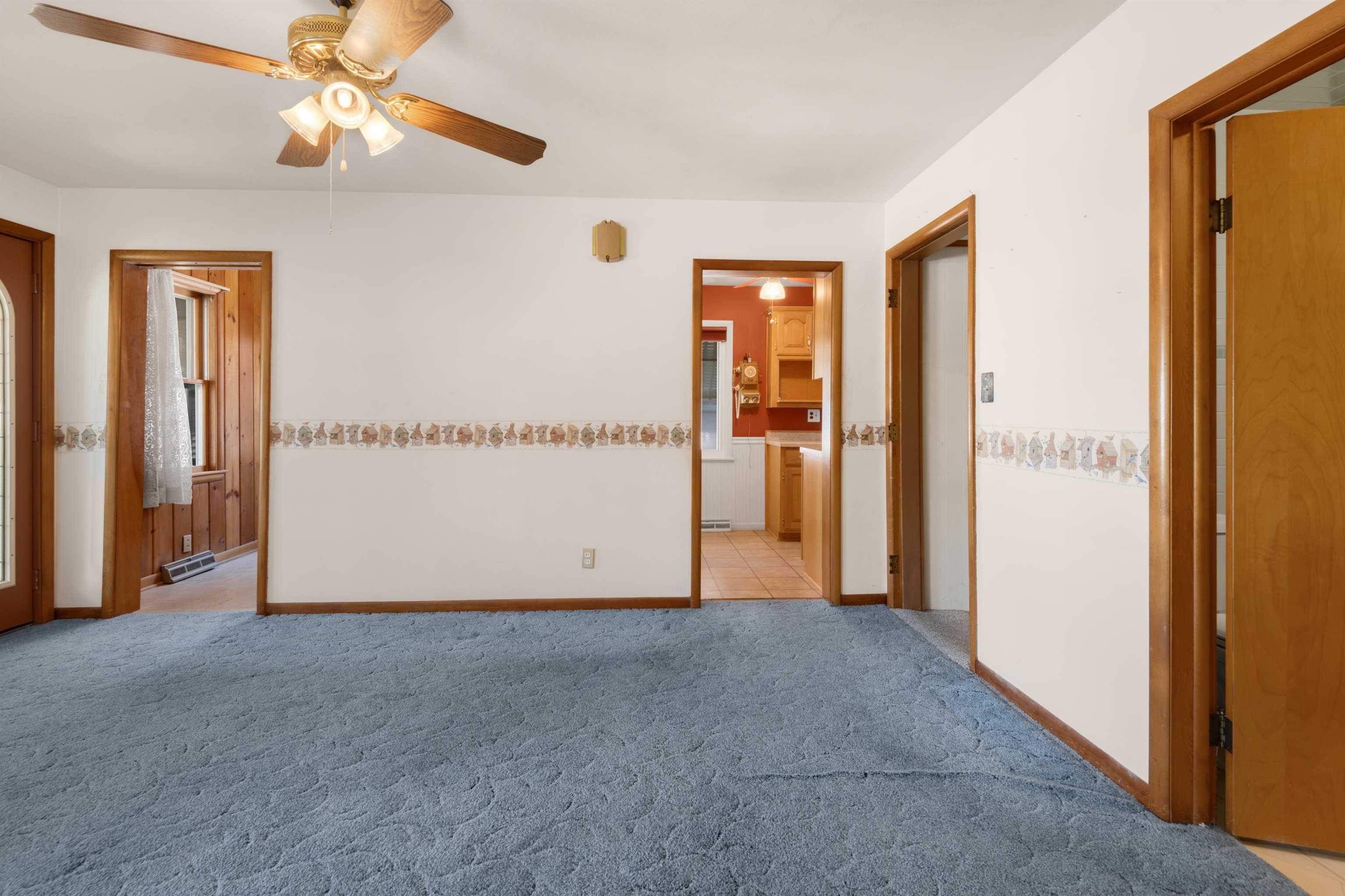 1925 Thomas Street Marinette, WI 54143 - Photo 9 of 20