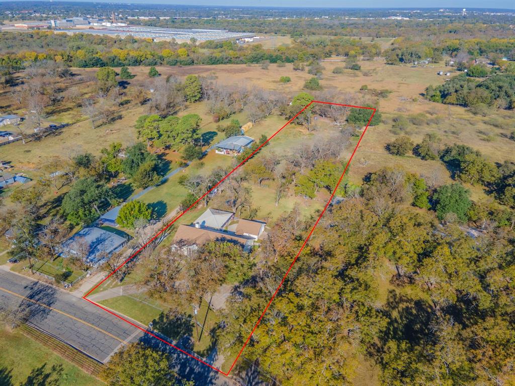 2622 Kendall Lane Waco, TX 76705 - Photo 2 of 40 Aerial view of property and surrounding area featuring property boundaries highlighted